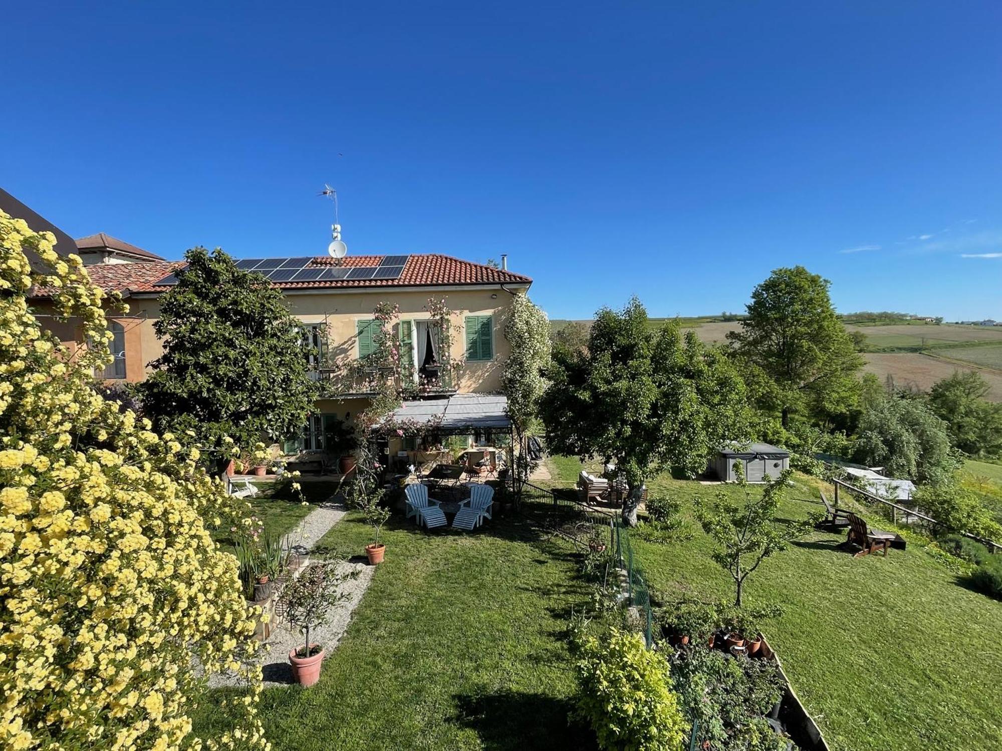 Cascina Vicentini Guest House Alfiano Natta Exterior photo